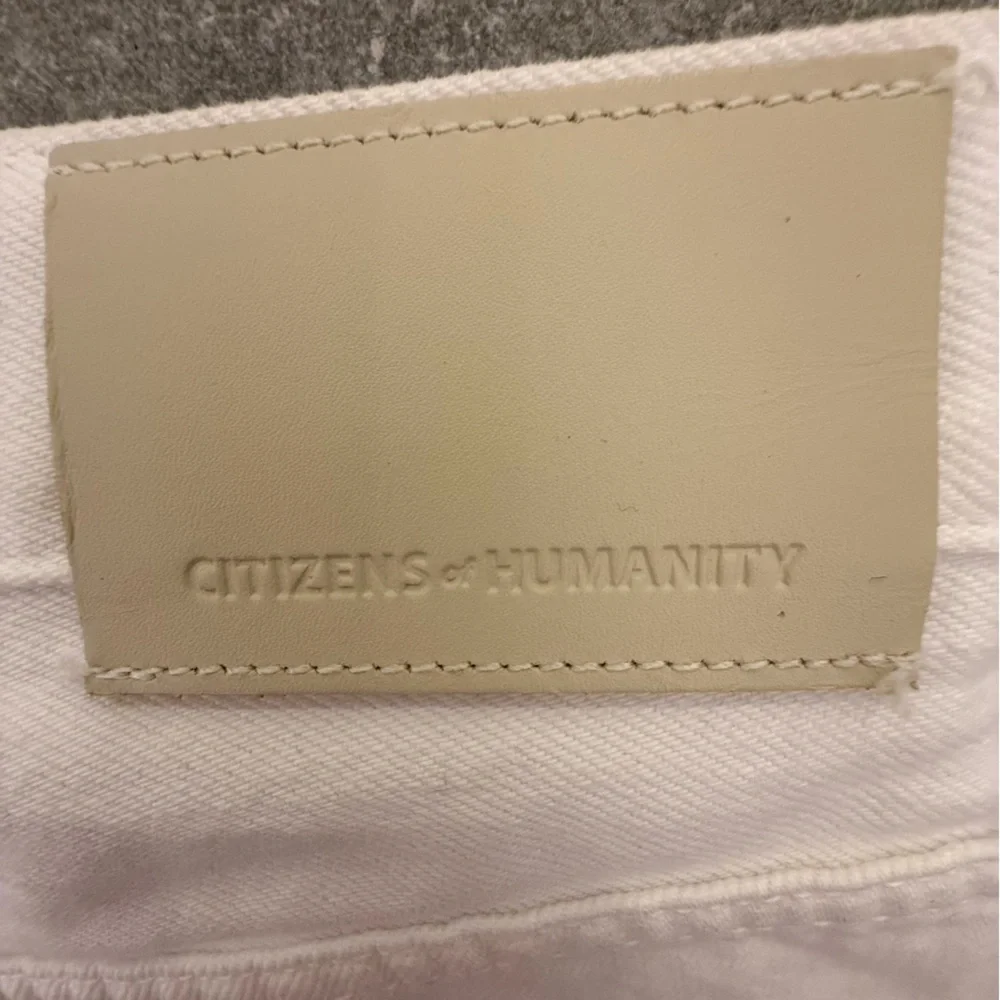 Citizens of Humanity Marlow High Rise White Denim Cutoff Shorts Size 24 NWOT - Picture 11 of 14